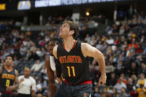 Hawks' Tiago Splitter to have hip surgery, miss rest of season