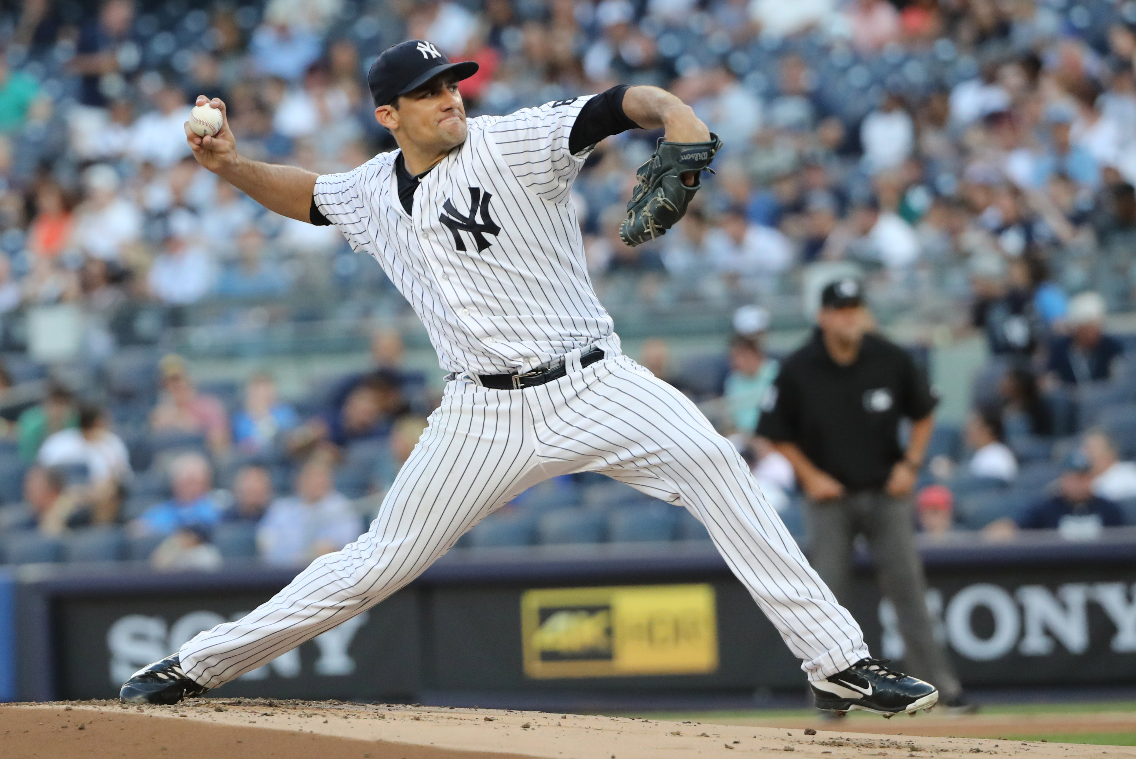 Rangers, RHP Nathan Eovaldi agree to two-year, $34M deal