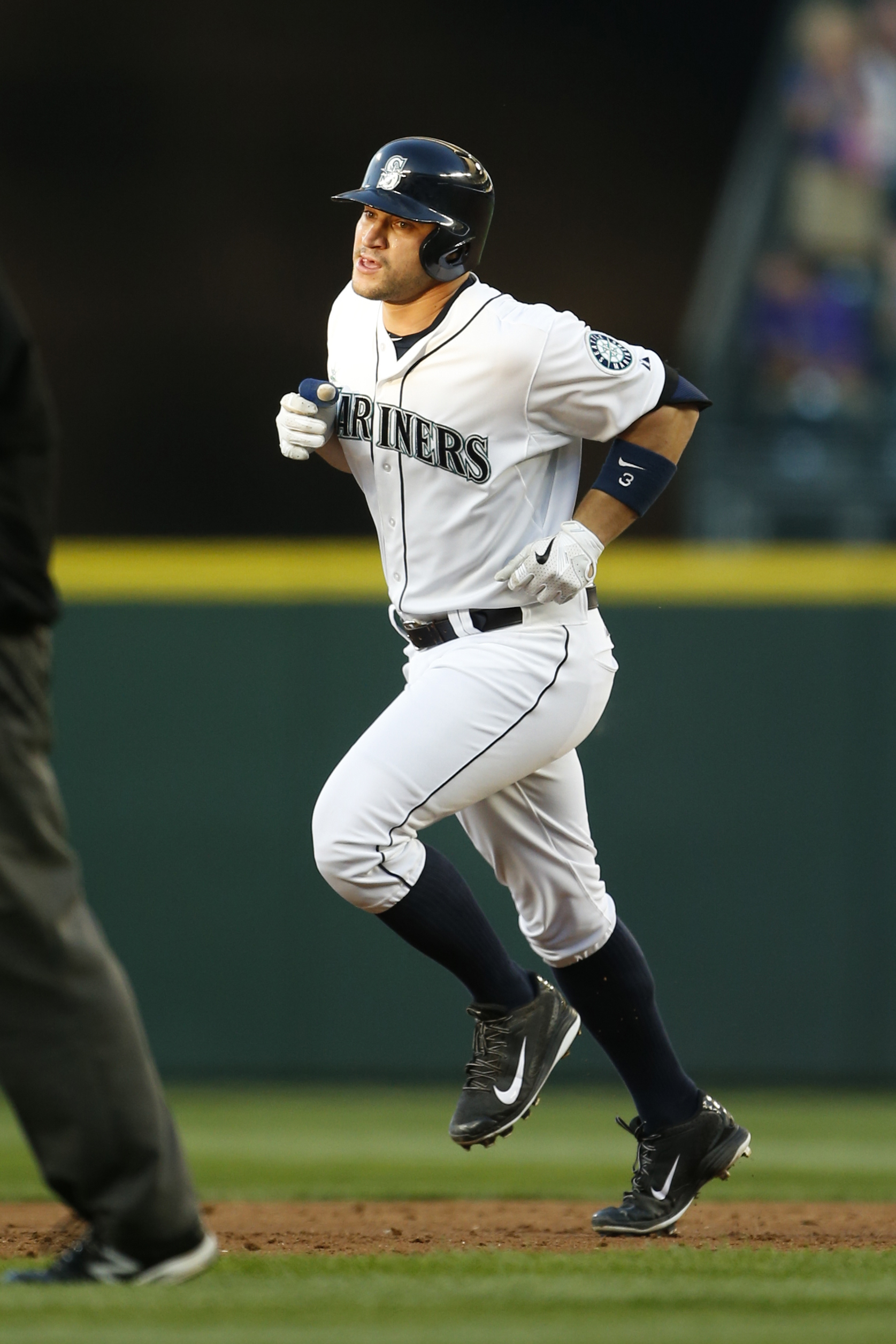 Mike Zunino continues tear, leads Mariners past Tigers 6-2