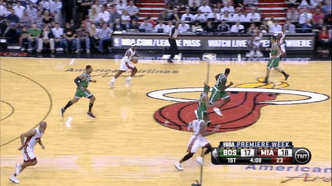 http://cdn.bleacherreport.net/images_root/article/media_slots/photos/000/595/793/LeBronToWade_original.gif?1351643938