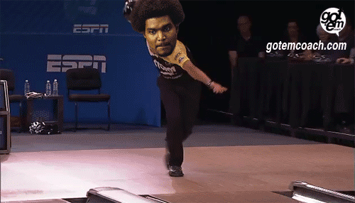 Yes, Andrew Bynum Re-Injured His Knee While Bowling