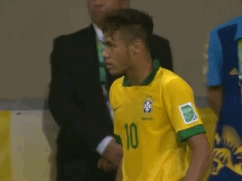 Neymar Taunts Gonzalez Before Corner Kick