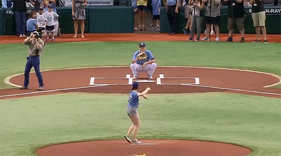 Watch: Carly Rae Jepsen's Epicly Awful 1st Pitch
