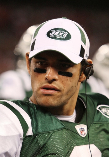 EAST RUTHERFORD, NJ - SEPTEMBER 3:  Quarterback Mark Sanchez #6 of the New York Jets looks on from the sideline during the NFL preseason game against the Philadelphia Eagles at Giants Stadium on September 3, 2009 in East Rutherford, New Jersey. <br /><br /><span class="help" />(Photo by Jim McIsaac/Getty Images)</span />