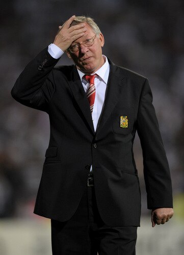 ISTANBUL, TURKEY - SEPTEMBER 15:  Sir Alex Ferguson the Manchester United manager prior to the UEFA Champions League Group B match between Besiktas and Manchester United at the Inonu Stadium on September 15, 2009 in Istanbul, Turkey.  <br /><br /><span class="help">(Photo by Shaun Botterill/Getty Images)</span>