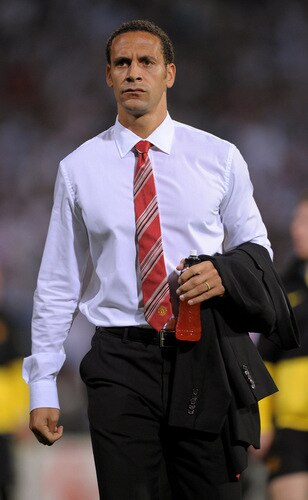 ISTANBUL, TURKEY - SEPTEMBER 15:  Rio Ferdinand Manchester United before the UEFA Champions League Group B match between Besiktas and Manchester United at the Inonu Stadium on September 15, 2009 in Istanbul, Turkey.  <br /><br /><span class="help">(Photo by Shaun Botterill/Getty Images)</span>