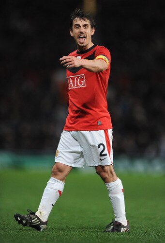 MANCHESTER, UNITED KINGDOM - NOVEMBER 25:  Gary Neville of Manchester United shouts instructions during the UEFA Champions League Group B match between Manchester United and Besiktas at Old Trafford on November 25, 2009 in Manchester, England. <br /><br /><span class="help">(Photo by Laurence Griffiths/Getty Images)</span>