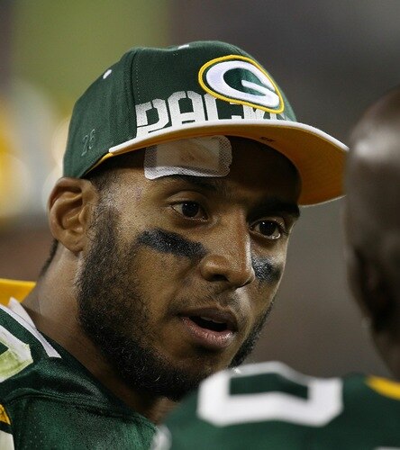 > Packers Ryan Grant thinks a two-game suspension for Suh is NOT ENOUGH - Photo posted in BX SportsCenter | Sign in and leave a comment below!