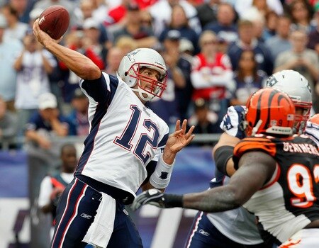 FOXBORO, MA - SEPTEMBER 12:  Quarterback Tom Brady #12 of the New England Patriots throws a pass during a the NFL season opener against the Cincinnati Bengals at Gillette Stadium on September 12, 2010 in Foxboro, Massachusetts. <br /><br /><span class="help">(Photo by Jim Rogash/Getty Images)</span>