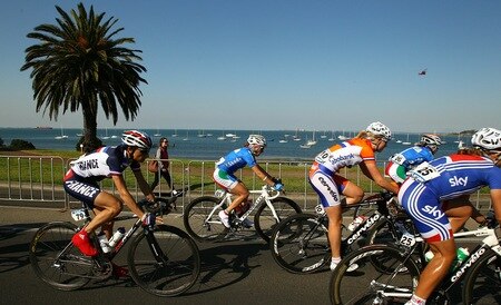 GEELONG, AUSTRALIA - OCTOBER 02:  The peloton ride past the harbour during the Women's Elite Road Race on day four of the UCI Road World Championships on October 2, 2010 in Geelong, Australia.  <br /><br /><span class="help">(Photo by Scott Barbour/Getty Images)</span>