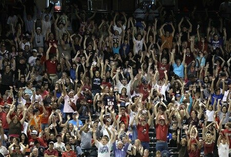 07-Oct-10_97756612CP063_Los_Angeles_D_crop_450x500.jpg?1286426768