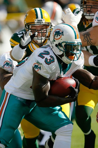 Should Dolphins bring back Ronnie Brown?