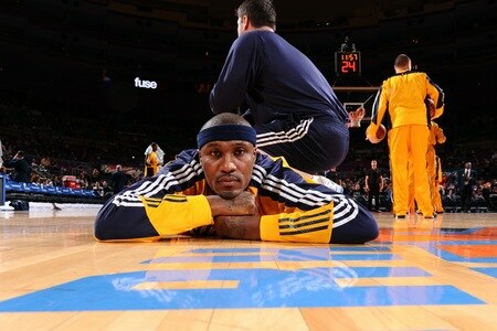 NEW YORK, NY - JANUARY 2: James Posey #41 of the Indiana Pacers warms up prior to the game against the New York Knicks  on January 2, 2011 at Madison Square Garden in New York City.  <br /><br /><span class="help">(Photo by David Dow/NBAE via Getty Images)</span>