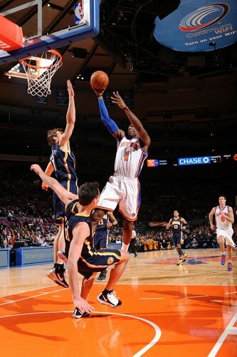 NEW YORK, NY - JANUARY 2:  Amar'e Stoudemire #1 of the New York Knicks shoots against the Indiana Pacers during a game on January 2, 2011 at Madison Square Garden in New York City.  <br /><br /><span class="help">(Photo by David Dow/NBAE via Getty Images)</span>