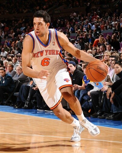 NEW YORK, NY - JANUARY 2:  Landry Fields #6 of the New York Knicks drives to the basket against the Indiana Pacers during a game on January 2, 2011 at Madison Square Garden in New York City.  <br /><br /><span class="help">(Photo by David Dow/NBAE via Getty Images)</span>