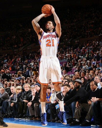 NEW YORK, NY - JANUARY 2: Wilson Chandler #21 of the New York Knicks shoots against the Indiana Pacers during a game on January 2, 2011 at Madison Square Garden in New York City.  <br /><br /><span class="help">(Photo by David Dow/NBAE via Getty Images)</span>