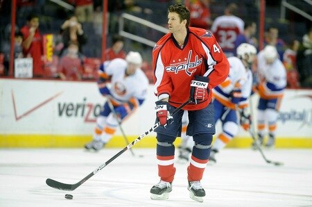 WASHINGTON, DC - MARCH 01:  Jason Arnott #44 of the Washington Capitals warms up before the game against the New York Islanders at the Verizon Center on March 1, 2011 in Washington, DC.  <br /><br /><span class="help">(Photo by Greg Fiume/Getty Images)</span>