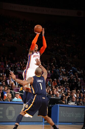 NEW YORK, NY - MARCH 13: Carmelo Anthony #7 of the New York Knicks shoots against Dahntay Jones #1 of the Indiana Pacers during a game on March 13, 2011 at Madison Square Garden in New York City.  <br /><br /><span class="help">(Photo by Nathaniel S. Butler/NBAE via Getty Images)</span>