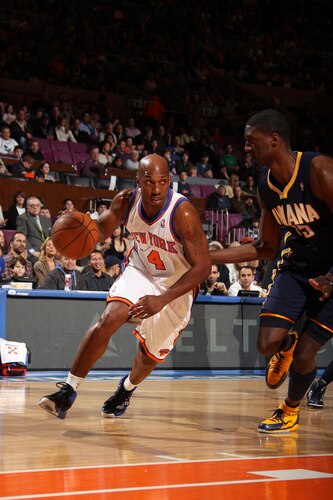 NEW YORK, NY - MARCH 13: Chauncey Billups #4 of the New York Knicks drives against Roy Hibbert #55 of the Indiana Pacers during a game on March 13, 2011 at Madison Square Garden in New York City.  <br /><br /><span class="help">(Photo by Nathaniel S. Butler/NBAE via Getty Images)</span>