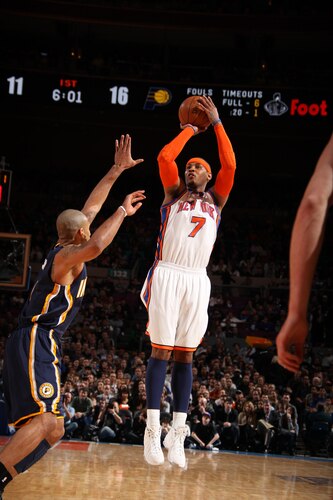 NEW YORK, NY - MARCH 13: Carmelo Anthony #7 of the New York Knicks shoots against the Indiana Pacers during a game on March 13, 2011 at Madison Square Garden in New York City.  <br /><br /><span class="help">(Photo by Nathaniel S. Butler/NBAE via Getty Images)</span>