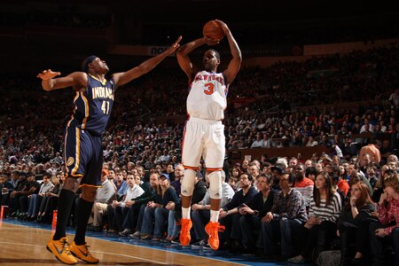 NEW YORK, NY - MARCH 13: Shawne Williams #3 of the New York Knicks shoots against James Posey #41 of the Indiana Pacers during a game on March 13, 2011 at Madison Square Garden in New York City.  <br /><br /><span class="help">(Photo by Nathaniel S. Butler/NBAE via Getty Images)</span>