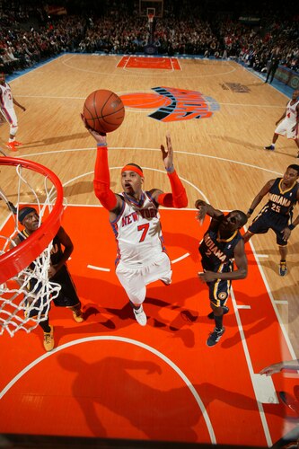 NEW YORK, NY - MARCH 13: Carmelo Anthony #7 of the New York Knicks shoots against the Indiana Pacers during a game on March 13, 2011 at Madison Square Garden in New York City.  <br /><br /><span class="help">(Photo by Nathaniel S. Butler/NBAE via Getty Images)</span>