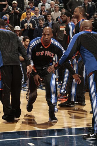 INDIANAPOLIS, IN - MARCH 15:  Chauncey Billups #4 of the New York Knicks during player introductions against the Indiana Pacers on March 15, 2011 at Conseco Fieldhouse in Indianapolis, Indiana.  <br /><br /><span class="help">(Photo by Ron Hoskins/NBAE via Getty Images)</span>