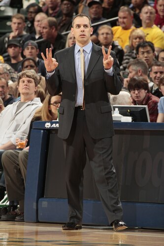 INDIANAPOLIS, IN - MARCH 15:  Indiana Pacers head coach Frank Vogel calls out a play against the New York Knicks on March 15, 2011 at Conseco Fieldhouse in Indianapolis, Indiana.  <br /><br /><span class="help">(Photo by Ron Hoskins/NBAE via Getty Images)</span>