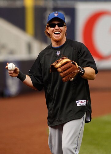 NEW YORK - MAY 21:  Justin Turner #2 of the New York Mets shares a laugh during warm-ups prior to the start of the game against the New York Yankees on May 21, 2011 at Yankee Stadium in the Bronx borough of New York City.  <br /><br /><span class="help">(Photo by Mike Stobe/Getty Images)</span>