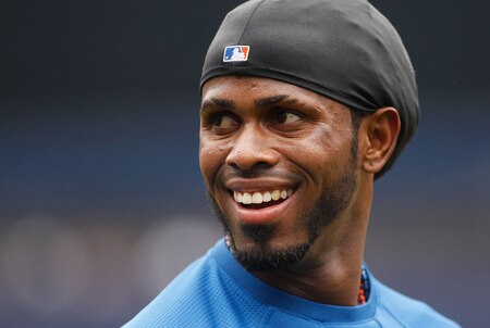 NEW YORK, NY - MAY 22:  Jose Reyes #7 of the New York Mets looks on during batting practice prior to the start of the game against the New York Yankees on May 22, 2011 at Yankee Stadium in the Bronx borough of New York City.  <br /><br /><span class="help">(Photo by Mike Stobe/Getty Images)</span>