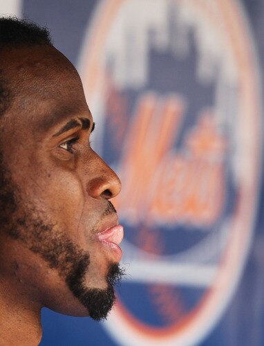 NEW YORK, NY - JULY 03:  Jose Reyes #7 of the New York Mets looks on during their game against the New York Yankees on July 3, 2011 at Citi Field in the Flushing neighborhood of the Queens borough of New York City.  <br /><br /><span class="help">(Photo by Al Bello/Getty Images)</span>