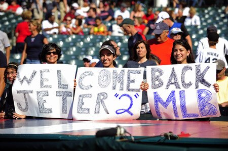 CLEVELAND, OH - JULY 4: Yankees fans hold a sign welcoming Derek Jeter #2 of the New York Yankees back to the lineup prior to the game against the Cleveland Indians at Progressive Field on July 4, 2011 in Cleveland, Ohio. <br /><br /><span class="help">(Photo by Jason Miller/Getty Images)</span>