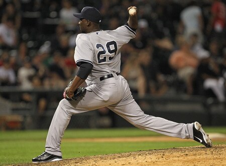 CHICAGO, IL - AUGUST 03: Rafael Soriano #29 of the New York Yankees pitches in the 9th inning against the Chicago White Sox at U.S. Cellular Field on August 3, 2011 in Chicago, Illinois. The Yankees defeated the White Sox 18-7. <br /><br /><span class="help">(Photo by Jonathan Daniel/Getty Images)</span>