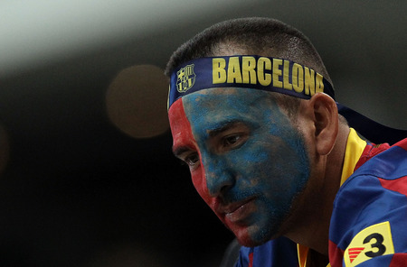 ARLINGTON, TX - AUGUST 06: A fan of FC Barcelona during a match against Club America at Cowboys Stadium on August 6, 2011 in Arlington, Texas. <br /><br /><span class="help">(Photo by Ronald Martinez/Getty Images)</span>