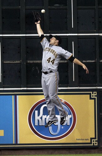 HOUSTON - AUGUST 31:  Left fielder Alex Presley #44 of the Pittsburgh Pirates misses making a catch on a fly ball by Carlos Lee #45 of the Houston Astros in the eighth inning at Minute Maid Park on August 31, 2011 in Houston, Texas. Houston won 2-0.  <br /><br /><span class="help">(Photo by Bob Levey/Getty Images)</span>