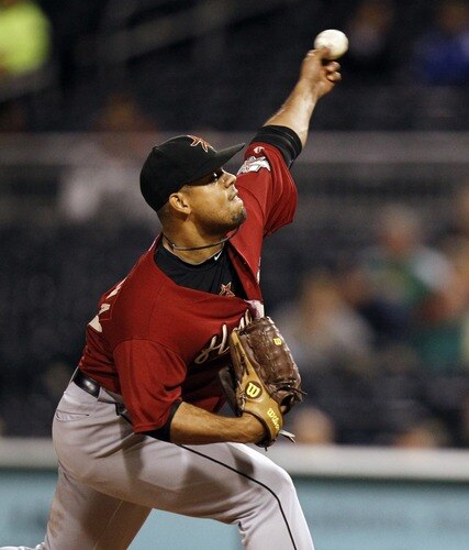 PITTSBURGH, PA - SEPTEMBER 07:  Sergio Escalona #52 of the Houston Astros pitches against the Pittsburgh Pirates during the game on September 7, 2011 at PNC Park in Pittsburgh, Pennsylvania.  The Pirates defeated the Astros 5-4.  <br /><br /><span class="help">(Photo by Justin K. Aller/Getty Images)</span>