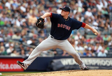 NEW YORK, NY - SEPTEMBER 24:  Jon Lester #31 of the Boston Red Sox pitches against the New York Yankees on September 24, 2011 at Yankee Stadium in the Bronx borough of New York City.  <br /><br /><span class="help">(Photo by Nick Laham/Getty Images)</span>