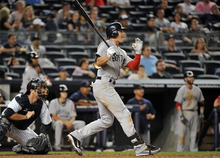 NEW YORK, NY - SEPTEMBER 25: Jacoby Ellsbury #2 of the Boston Red Sox watches his three-run home run in the top of the 14th inning against the New York Yankees on September 25, 2011 at Yankee Stadium in the Bronx borough of New York City. <br /><br /><span class="help">(Photo by Christopher Pasatieri/Getty Images)</span>
