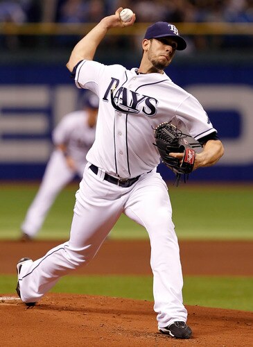 ST PETERSBURG, FL - SEPTEMBER 26:  Pitcher James Shields #33 of the Tampa Bay Rays pitches against the New York Yankees during the game at Tropicana Field on September 26, 2011 in St. Petersburg, Florida.  <br /><br /><span class="help">(Photo by J. Meric/Getty Images)</span>