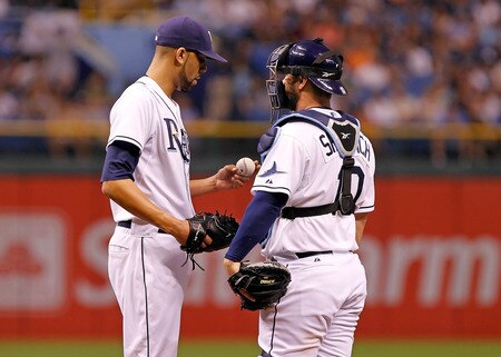 ST. PETERSBURG, FL - SEPTEMBER 28:  Catcher Kelly Shoppach #10 of the Tampa Bay Rays talks with pitcher David Price #14 during the game against the New York Yankees at Tropicana Field on September 28, 2011 in St. Petersburg, Florida.  <br /><br /><span class="help">(Photo by J. Meric/Getty Images)</span>