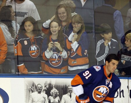 BRIDGEPORT, CT - OCTOBER 01: John Tavares #91 of the New York Islanders skates in warmups prior to the game against the Boston Bruins at the Webster Bank Arena on October 1, 2011 in Bridgeport, Connecticut.  <br /><br /><span class="help">(Photo by Bruce Bennett/Getty Images)</span>