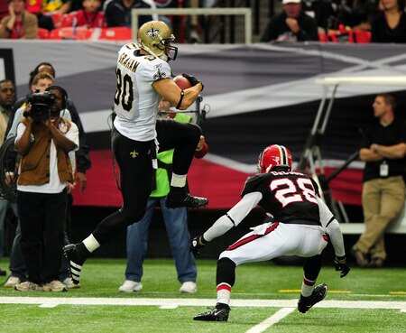 ATLANTA, GA - NOVEMBER 13: Jimmy Graham #80 of the New Orleans Saints gets set to leap over Thomas DeCoud #28 of the Atlanta Falcons at the Georgia Dome on November 13, 2011 in Atlanta, Georgia. <br /><br /><span class="help">(Photo by Scott Cunningham/Getty Images)</span>