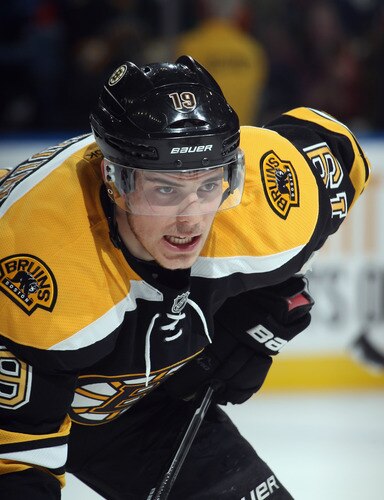 UNIONDALE, NY - NOVEMBER 19: Tyler Seguin #19 of the Boston Bruins braces for a faceoff against the New York Islanders at the Nassau Veterans Memorial Coliseum on November 19, 2011 in Uniondale, New York.  <br /><br /><span class="help">(Photo by Bruce Bennett/Getty Images)</span>
