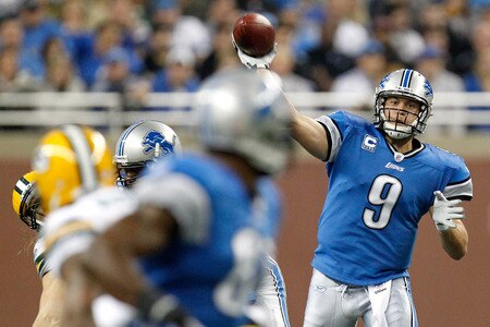 DETROIT, MI - NOVEMBER 24:  Quarterback Matthew Stafford #9 of the Detroit Lions throws the ball in the first quarter against the Green Bay Packers during the Thanksgiving Day game at Ford Field on November 24, 2011 in Detroit, Michigan.  <br /><br /><span class="help">(Photo by Gregory Shamus/Getty Images)</span>