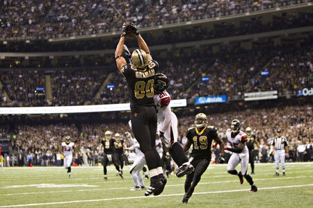 NEW ORLEANS, LA - DECEMBER 26:   Jimmy Graham #80 of the New Orleans Saints catches a touchdown pass against the Atlanta Falcons at Mercedes-Benz Superdome on December 26, 2011 in New Orleans, Louisiana.  The Saints defeated the Falcons 45-16.  <br /><br /><span class="help">(Photo by Wesley Hitt/Getty Images)</span>