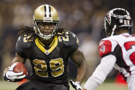 NEW ORLEANS, LA - DECEMBER 26:   Chris Ivory #29 of the New Orleans Saints runs the ball against the Atlanta Falcons at Mercedes-Benz Superdome on December 26, 2011 in New Orleans, Louisiana.  The Saints defeated the Falcons 45-16.  <br /><br /><span class="help">(Photo by Wesley Hitt/Getty Images)</span>