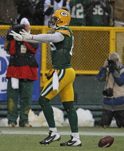 GREEN BAY, WI - JANUARY 01: Jermichael Finley #88 of the Green Bay Packers celebrates a touchdown against the Detroit Lions at Lambeau Field on January 1, 2012 in Green Bay, Wisconsin. The Packers defeated the Lions 45-41. <br /><br /><span class="help">(Photo by Jonathan Daniel/Getty Images)</span>