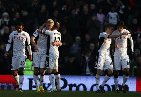 LONDON, ENGLAND - FEBRUARY 11:  Pavel Pogrebnyak of Fulham celebrates scoring the first goal during the Barclays Premier League match between Fulham and Stoke City at Craven Cottage on February 11, 2012 in London, England.  <br /><br /><span class="help">(Photo by Ian Walton/Getty Images)</span>
