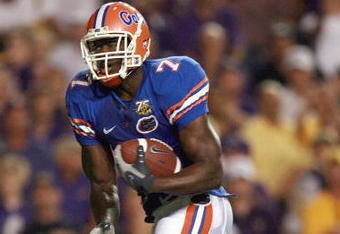 BATON ROUGE, LA - OCTOBER 6: Cornelius Ingram #7 of the Florida Gators carries the ball against the LSU Tigers at Tiger Stadium on October 6 , 2007 in Baton Rouge, Louisiana. LSU defeated Florida 28-24. (Photo by Doug Benc/Getty Images) 