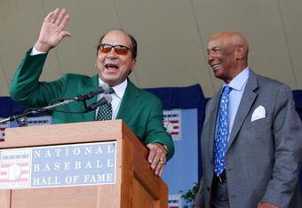 COOPERSTOWN, NY - JULY 27:  Hall of Famers Johnny Bench (L) and Ernie Banks have a laugh at Clark Sports Center during the Baseball Hall of Fame induction ceremony on July 27, 2008 in Cooperstown, New York.  (Photo by Jim McIsaac/Getty Images)